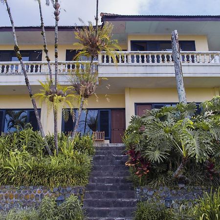 Foresta Inn Family Resort Prigen Екстериор снимка